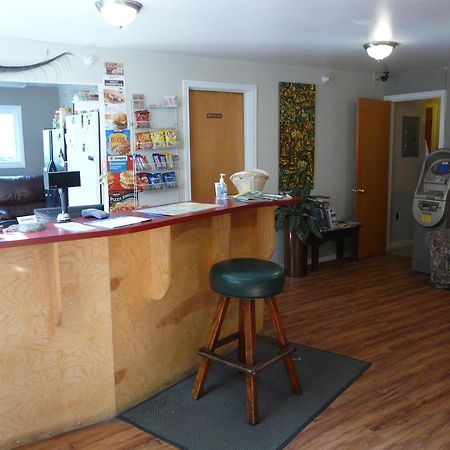Bent Prop Inn & Hostel Of Alaska - Downtown 앵커리지 외부 사진