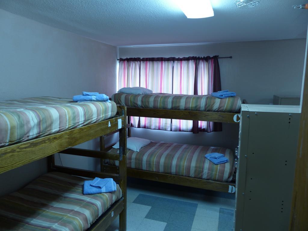 Bent Prop Inn & Hostel Of Alaska - Downtown 앵커리지 외부 사진